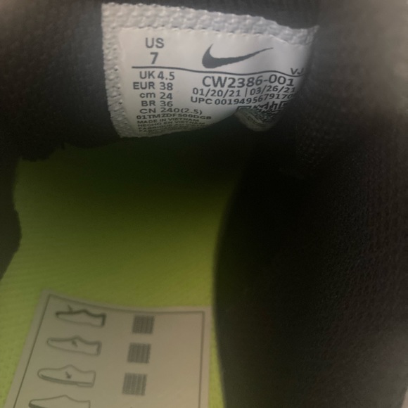 Nike crater impact - Picture 2 of 11